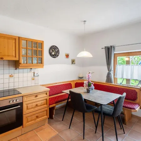 Marion By Interhome Semesterbostad Saalfelden