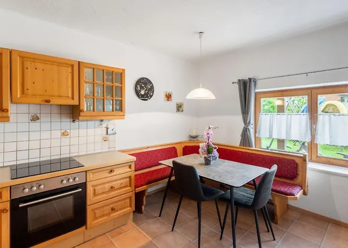 Marion By Interhome Semesterbostad Saalfelden